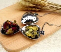 Merkloos RVS Thee Ei Hartje | Theefilter Mannetje | Losse Theezeef | Kruidenhart | Zeef | Tang | Infuser | Thee Ei | RVS | 1 Stuks -Koffie Drinken Winkel 1200x1023