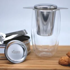 Theezeef Met Handvat Inclusief Lekplaatje En Kruiden Knijper - Thee Ei Voor Losse Thee - Theefilter Voor Losse Thee - Thee Infuser -Koffie Drinken Winkel 1200x1200 276