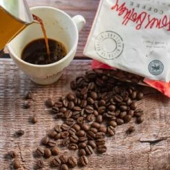 Jones Brothers Coffee The Big Shot Koffiebonen - 6 X 500 Gram -Koffie Drinken Winkel 1200x1200 87