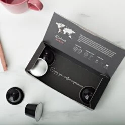 Aroma Club - Nespresso Compatible Capsules (120 St.) - No. 3 Strong George - Intensiteit 5/5 - Espresso - 100% Aluminium Koffiecups 11 Aroma Club - Nespresso Compatible Capsules (120 St.) - No. 3 Strong George - Intensiteit 5/5 - Espresso - 100% Aluminium Koffiecups -Koffie Drinken Winkel 1200x1200 9