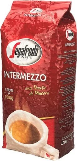 Segafredo Intermezzo Koffiebonen - 8 X 1 Kg -Koffie Drinken Winkel 575x1200 1