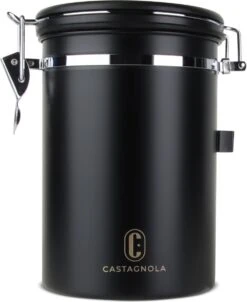 Castagnola Koffie Bewaarbus - Luchtdicht Met CO2 Uitlaat - Voor 600 Gram Koffiebonen - Koffieblik Matzwart Voorraadbussen - Voorraadbus - 1.8L 13 Castagnola Koffie Bewaarbus - Luchtdicht Met CO2 Uitlaat - Voor 600 Gram Koffiebonen - Koffieblik Matzwart Voorraadbussen - Voorraadbus - 1.8L -Koffie Drinken Winkel 983x1200